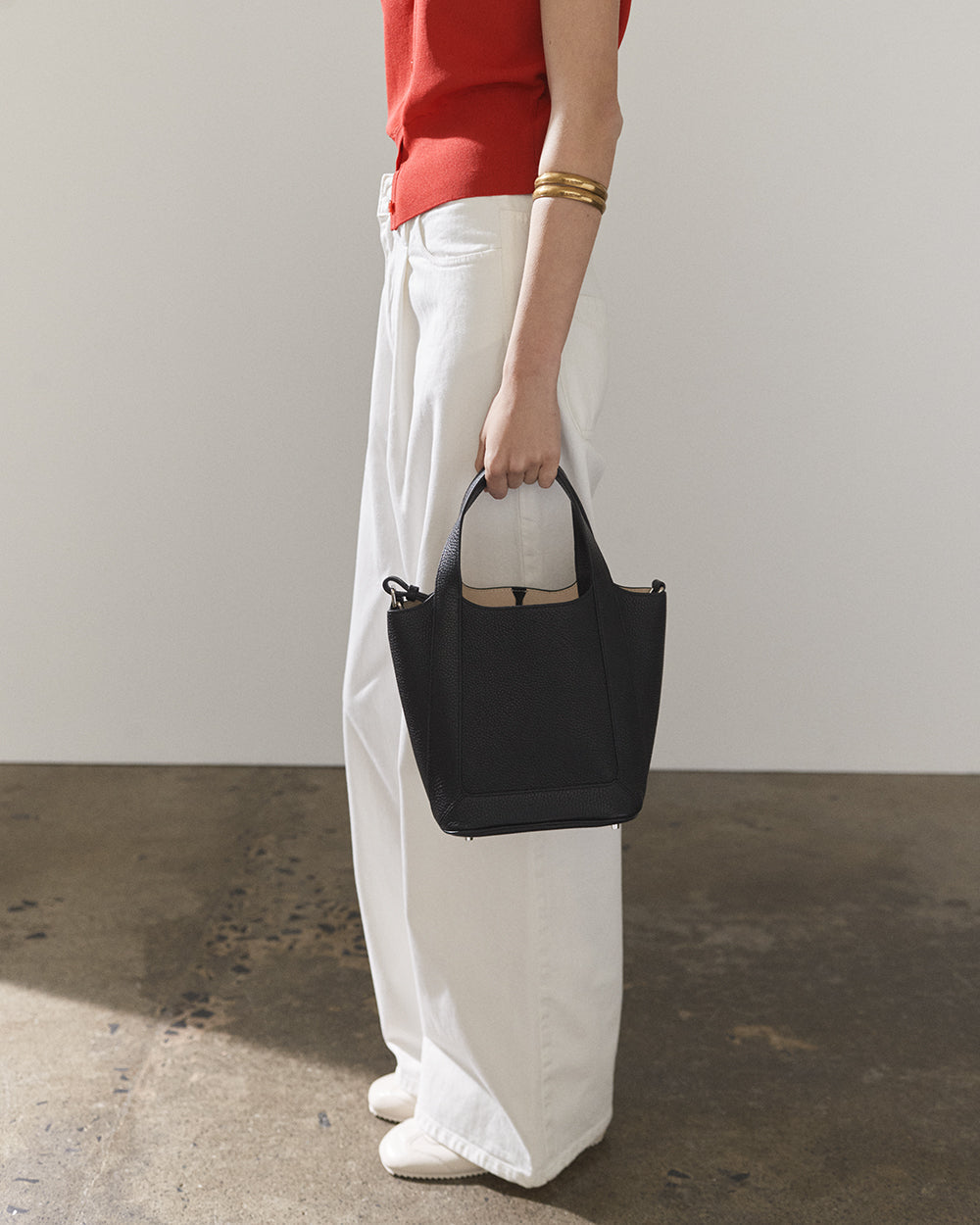 AW24