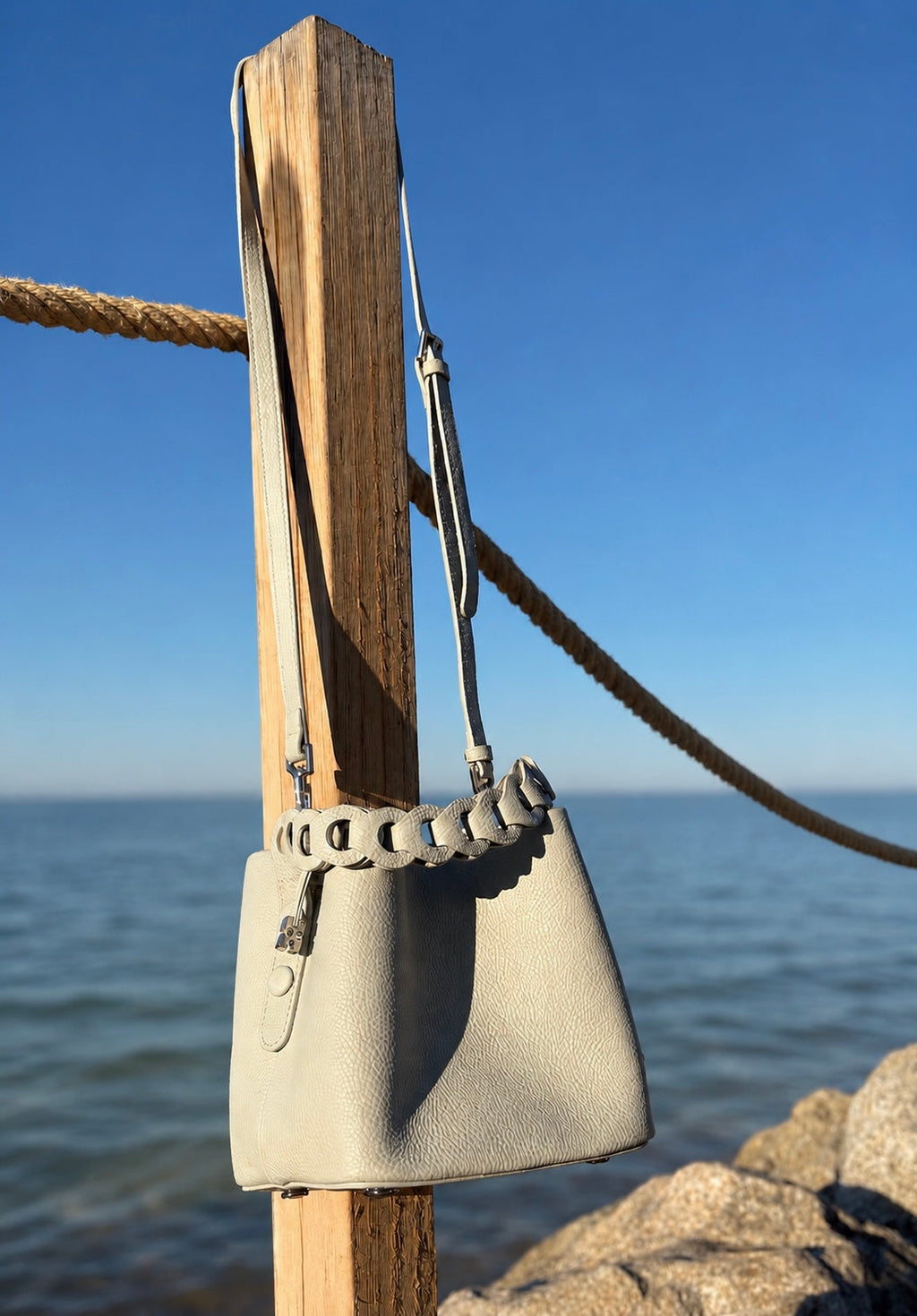 ELENA bucket bag